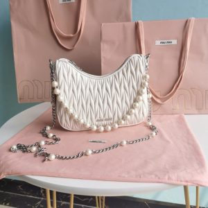 Replica Miu Miu Matelassé Pearl White