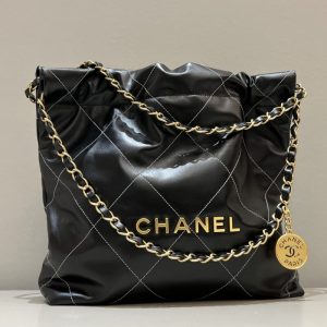 Replica CHANEL 22 Small Handbag Black