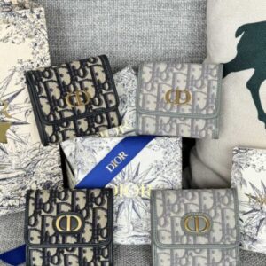 Replica Dior 30 Montaigne Wallet